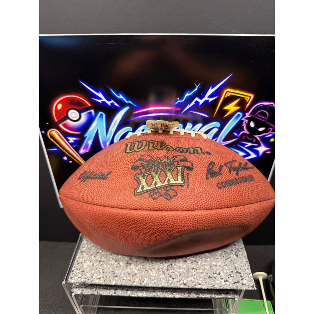Wilson Super Bowl XXXI 1997 Packers vs Patriots Football F1007-31 DISPLAY ONLY